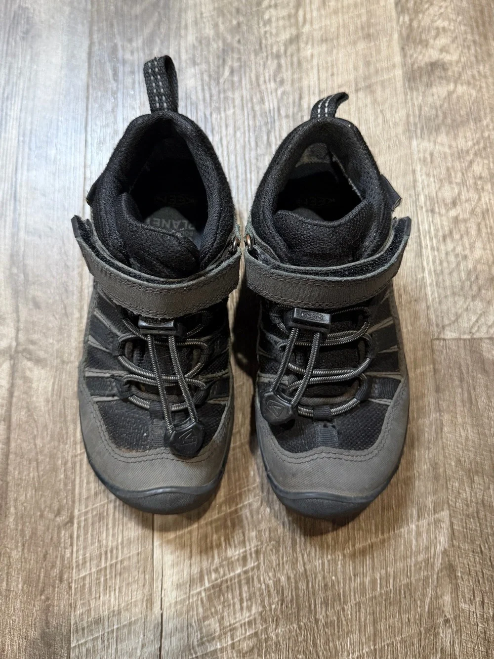 KEEN Hikeport 2 Sport Mid WP Hiking Boots Black Gray Size 10 Euc